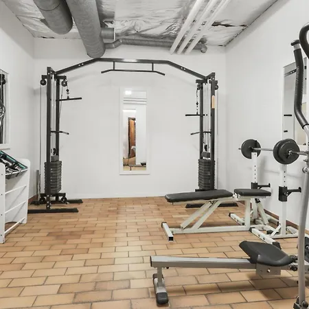 Paen Til 4 Personer Med Internet Sj3106 * Henne Strand